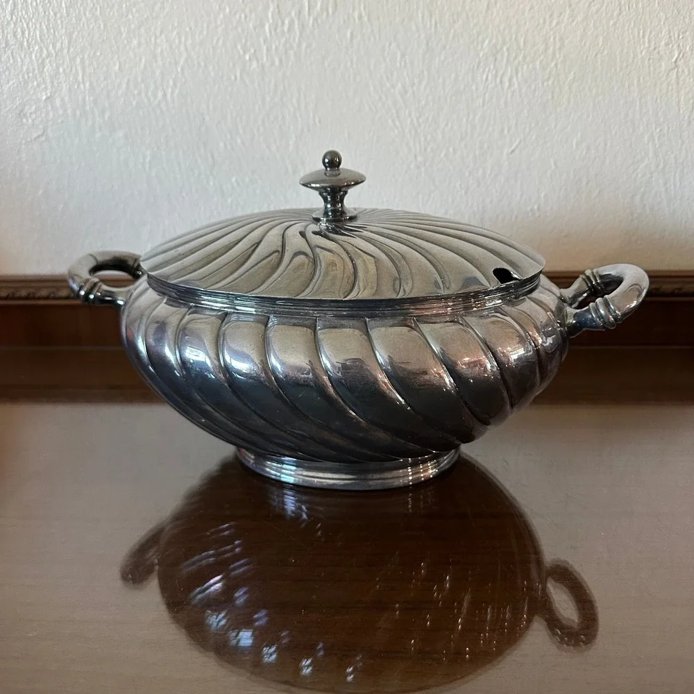 Meriden Britannia Company vintage meriden
